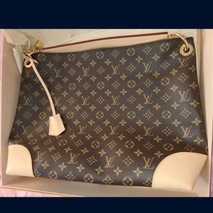 Louis Vuitton Purse